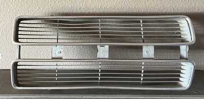 71 1971 72 1972 Pontiac Ventura передняя решетка вставка правая сторона прохода 484428 - Изображение 1 из 4