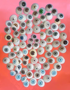 Mix Colours Artificial Eyes/Realistic & Natural Prosthetic Eyes - Picture 1 of 3