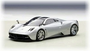 AUTOart 1/43: 58206 Pagani Huayra (2011), plata metálica - Imagen 1 de 3