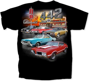 Oldsmobile Cutlass T-Shirt - Black 442 Diner Scene w/ Multiple Cars - Picture 1 of 4