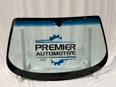 Maserati 3200 GT Windshield ***NEW AFTERMARKET*** - Image 1 of 4