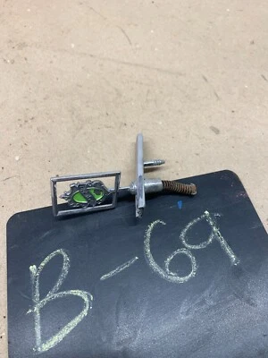 1984 1986 CUTLASS SALON 442 HURST OLDS BROUGHAM CALAIS EURO HOOD ORNAMENT EMBLEM - Image 1 of 4