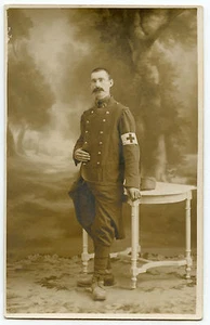 guerre. infirmier.croix rouge. CARTE PHOTO.PHOTO CARD.red cross.male nurse. - Picture 1 of 1
