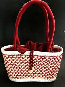 The Sak Woven Straw Hard Case Handbag Red Purse/Bucket Bag Crochet Cinch Closure - Picture 1 of 13