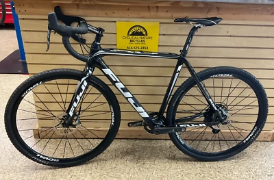 Fuji Altamira CX 1.5 54cm w/SRAM Force 1x11 drivetrain HDB - Image 1 of 4