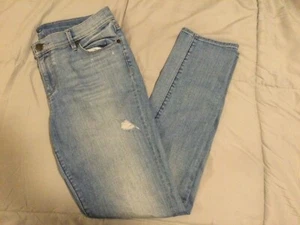 Ann Taylor Loft Relaxed Straight Crop Jeans Light Wash Distressed 30/10 - Picture 1 of 4