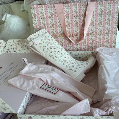 Hunter X LoveShackFancy Tall Rain Boots With Gift Bag Sz 9 — 第 1/4 张图片