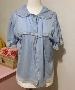 Vintage 1950s House Coat Baby Blue Lace Trim Baby Doll Blouse Shirt Pajamas L-XL - Bild 1 von 3