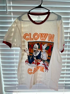 Universal Halloween Horror Nights HHN Terrifier Art Clown Cafe White T-Shirt L - Picture 1 of 7