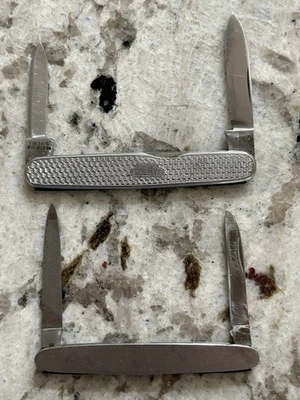 Lot 2 Wade And Butcher & Schrade Walden Pocket Pen Knife Nail File - Image 1 of 4