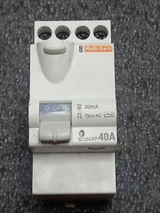 SCHNEIDER INTERRUTTORE DIFFERENZIALE ID'CLIC 30 mA 40A MERLIN GERIN 23160 - Foto 1 di 3