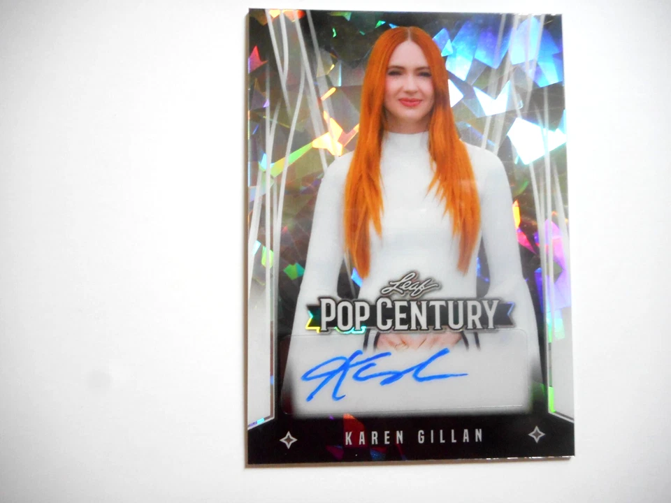 Tarjeta Karen Gillan Auto 2025 Hoja Pop Siglo PLATA HIELO Vengadores BA-KG1 #3/5 Foto 1 de 4