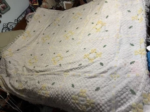 Vintage King Size Floral Tagesdecke (102 x 92") Super Weich mit Fransen Tagesdecke - Bild 1 von 10
