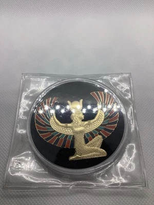 Moneda Ghana 2021 2 Cedis Legacy of Egypt Isis chapada en oro de 24 quilates color filigrana Foto 1 de 4