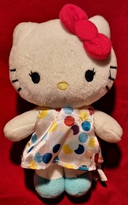 Vestido Sanrio Hello Kitty Peluche 7" Blanco Lunares Lazo Rojo 2015 - Imagen 1 de 7