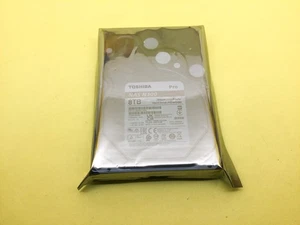 Toshiba N300 8TB 7200RPM SATA 6Gb/s NAS 3.5'' Internal HDD HDWG480UZSVB New - Picture 1 of 2