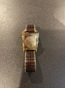 Vintage Lecoultre Asymmetric Swiss Made 10kt Gold Filled Wristlet Watch - Picture 1 of 9