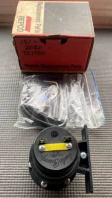 Bomba de combustible eléctrica Repco - 151-2080 - Se adapta a Toyota Corona, Celica, Hilux y más Foto 1 de 4