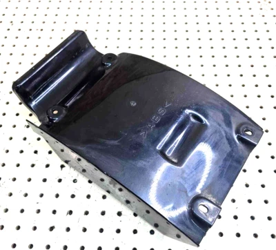 Guardabarros trasero Yamaha OEM 2002-2003 Road Star XV1600A 4WM-21629-00-P4 Foto 1 de 4