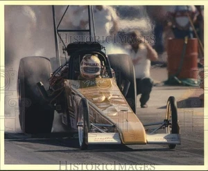 1988 Pressefoto Top Fuel Racer Frank Hawley tritt im Houston Raceway Park an - Bild 1 von 2
