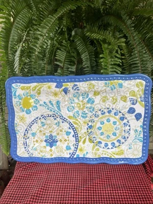 Plato para servir Cynthia Rowley MELAMINA rectangular borde azul 16,5" por 11"  Foto 1 de 3