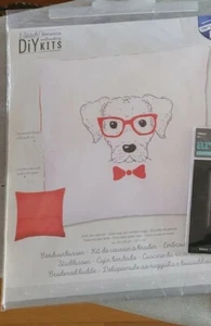 Nuovo Kit Aghi Cane Rosso Occhiali Fiocco TiePillow Cuscini Kit Moderno Contemporaneo - Foto 1 di 5