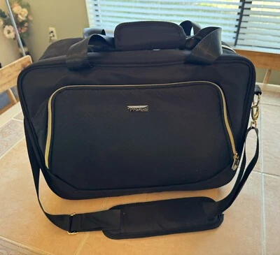 Estuche de viaje para maquillador profesional con 4 bolsas de cosméticos desmontables Foto 1 de 4