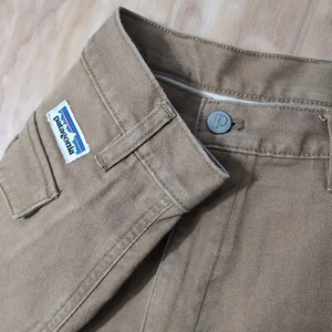 RARE PATAGONIA Men’s 38x8"  khaki tan All Wear shorts - Picture 1 of 9