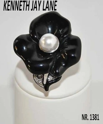 Kenneth Jay Lane, estroso anello  moda attuale - Immagine 1 di 3