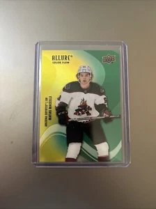 2022-23 Upper Deck Allure Matias Maccelli #SF-84 Color Flow Yellow-Green RC NHL - Picture 1 of 3