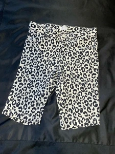 ^CHILDREN'S PLACE  size 10 girls CAPRI LEOPARD PRINT PANTS/shorts     pre-owned - Picture 1 of 4