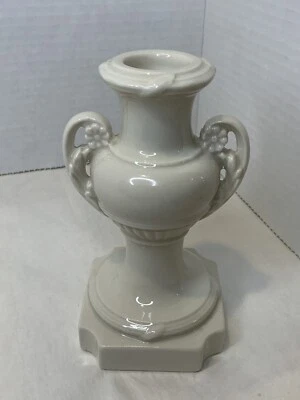 Винтажная КЕРАМИЧЕСКАЯ БЕЛАЯ СВЕЧА в стиле ар-деко безымянные производители No8684 - Изображение 1 из 4