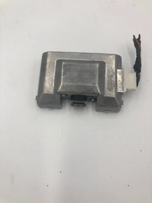 2011 - 2014 Hyundai Genesis Lane Departure Warning System CAMERA 11 12 13 14 - Image 1 of 4