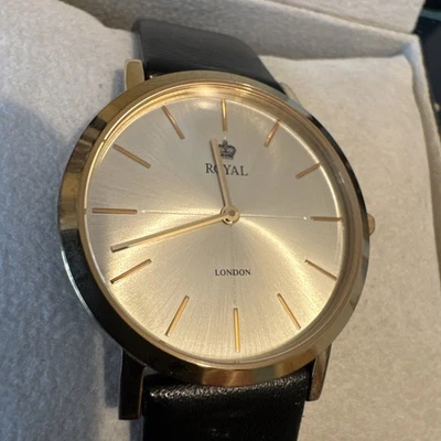 Reloj Mujer Royal London Correa Cuero Negro Color Dorado  Foto 1 de 4