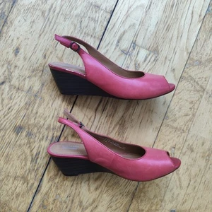 Clarks leather Sandals womens UK 5.5 EU 39 Cushion Soft Red peep toe slingback - Picture 1 of 11
