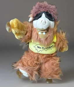 Vintage 1980s 8” ALF Car Plush Window Cling w/ Suction Cups “No Problems!” Shirt - Picture 1 of 5