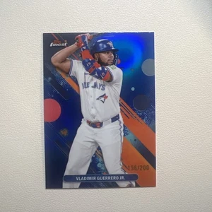 2025 Topps Finest Vladimir Guerrero Jr #19 Blue Refractor /200 Blue Jays - Picture 1 of 3