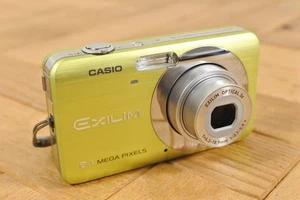 Cámara digital Casio Exilim EX-Z80 8,1 MP verde metálico con batería - Imagen 1 de 14