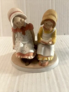 FIGURINA PORCELLANA HOLLY HOBBY VINTAGE EDIZIONE LIMITATA MOMENTI PREZIOSI SERIE II - Foto 1 di 8