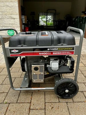 BRIGGS & STRATTON 5500 WATT STORM RESPONDER GENERATOR 8250 (EZ2003359) - Image 1 of 4