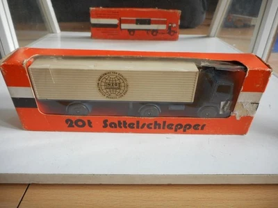 Camion Mercedes NZG + remorque bleu et blanc à l'échelle 1:75 en boîte - Photo 1/3