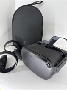 Oculus Quest 64GB Standalone All-in-One VR Headset MH-B - Picture 1 of 8