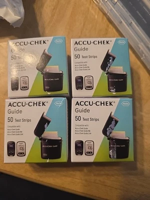 Accu Chek Guide Diabetiker Teststreifen - Box mit 50 x 4 = 200 12-09-2026 - Bild 1 von 2