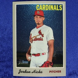 2019 Topps Heritage #THC-417: Jordan Hicks (CHROME) (THC-142) - Picture 1 of 2