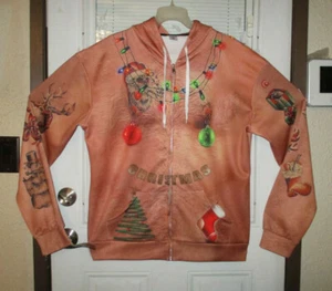 NUEVO SIN ETIQUETAS Sudadera con capucha con cremallera en el pecho desnudo con litros y tatuajes navideños talla S, XL, 2XL - Imagen 1 de 12