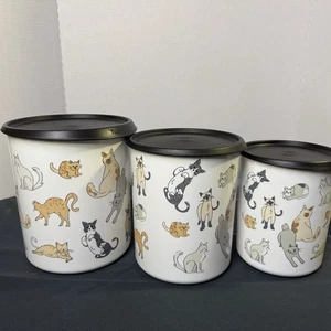 Tupperware Cozy Pets Dog/Puppy - One Touch Canister Set Of 3 - 18/12/8 cups - Picture 1 of 3