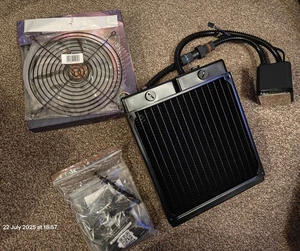 Alphacool Eisbaer 200 CPU Chłodnica cieczy / Radiator PEŁNY ZESTAW z wentylatorem 200m - nowy - Zdjęcie 1 z 24