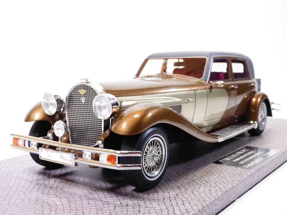 Panther De Ville 1974 Bronze Copper 017 1/18 Pantheon Miniature