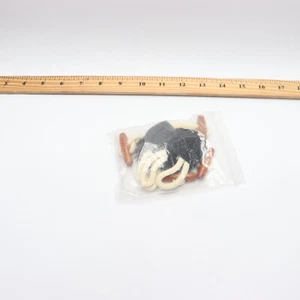 (4-Pk) Sew-On Toggle Horn Button PU Leather/Wood Black 16cm - Picture 1 of 4