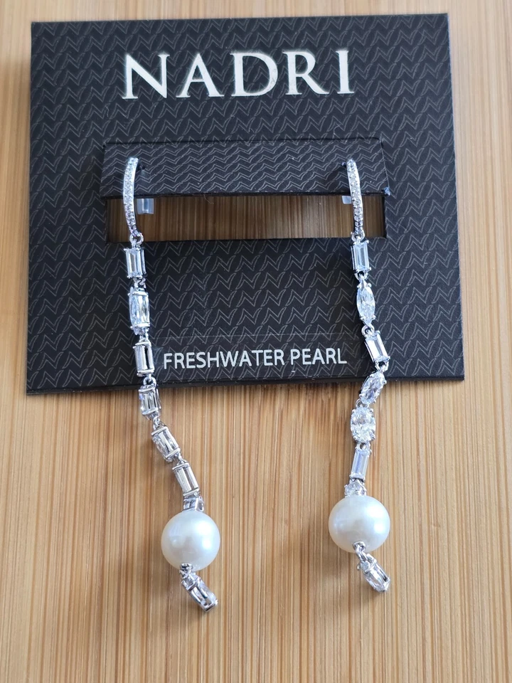 #15 Nadri CZ 和淡水珍珠吊坠耳环 MSRP $125 全新带标签 — 第 1/1 张图片